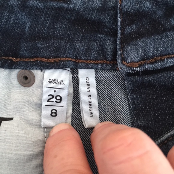 Ann Taylor LOFT Dark Wash Jeans 29/8 Like New - Picture 6 of 7